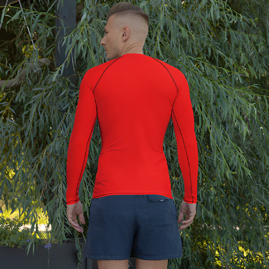 T-shirt de compression pour homme, offrant maintien musculaire et confort optimal.
Www.corpsdechampion.com 